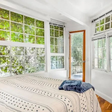 Gillians Room- Pet Friendly